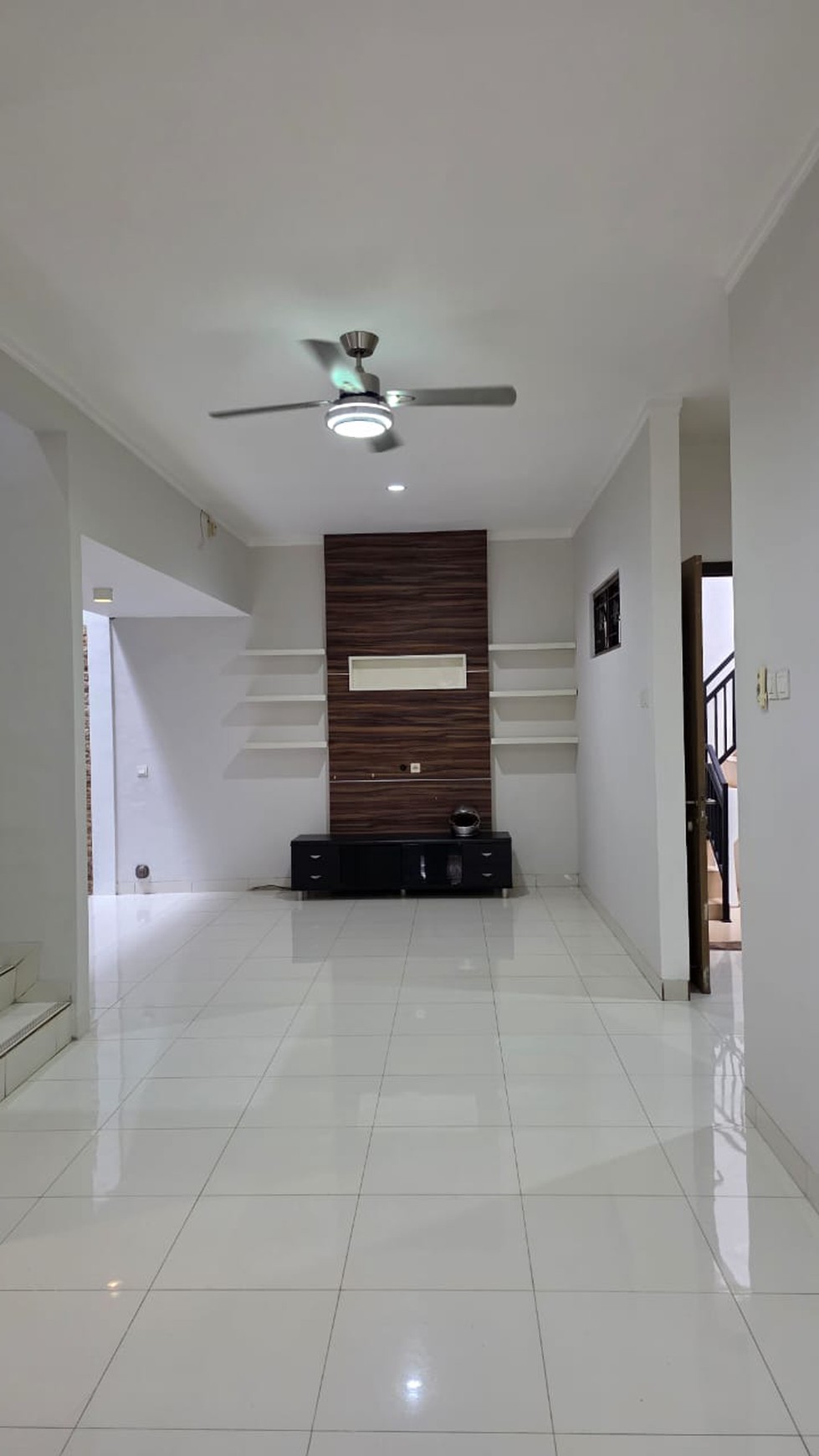 Rumah Bagus Di Discovery Cielo Bintaro Jaya Sektor 9