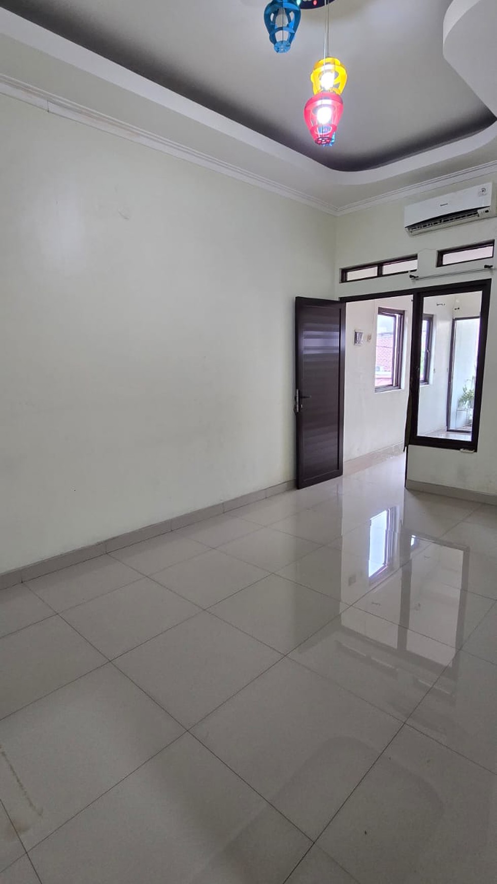 Rumah Nusa Loka BSD City, 2 lantai di Blok depan dekat Pasar Modern BSD