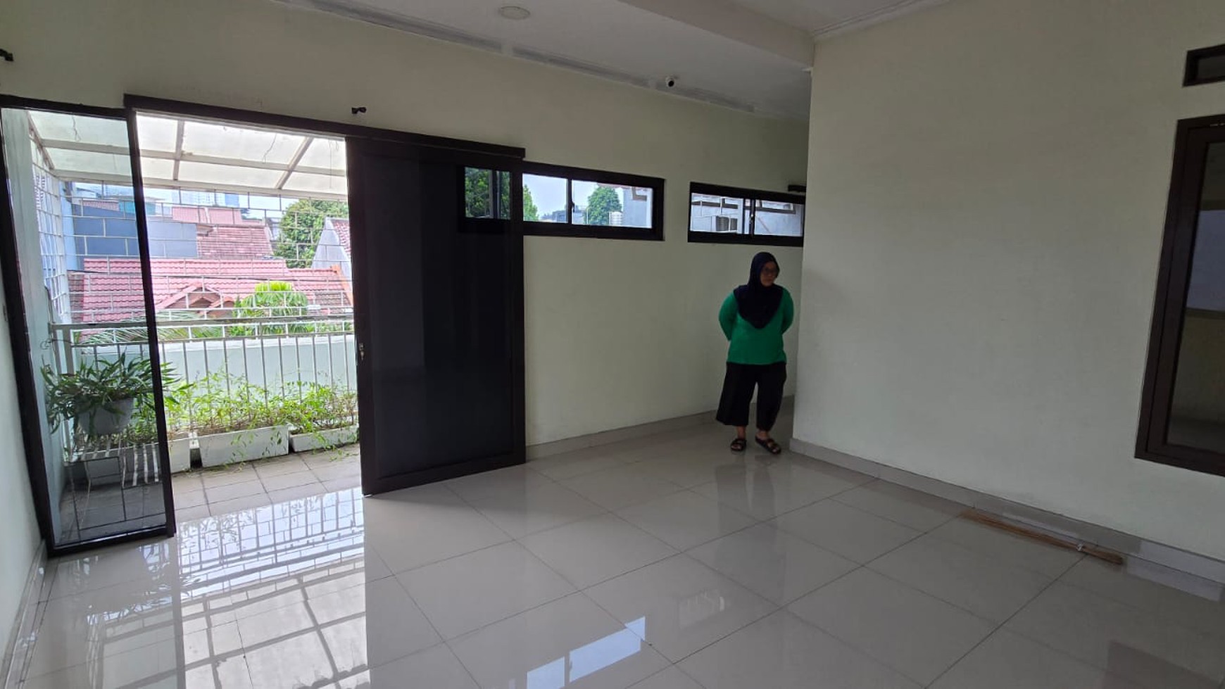 Rumah Nusa Loka BSD City, 2 lantai di Blok depan dekat Pasar Modern BSD