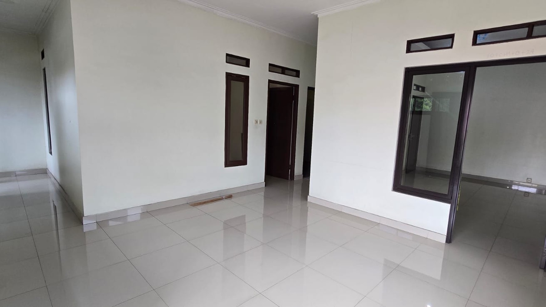 Rumah Nusa Loka BSD City, 2 lantai di Blok depan dekat Pasar Modern BSD