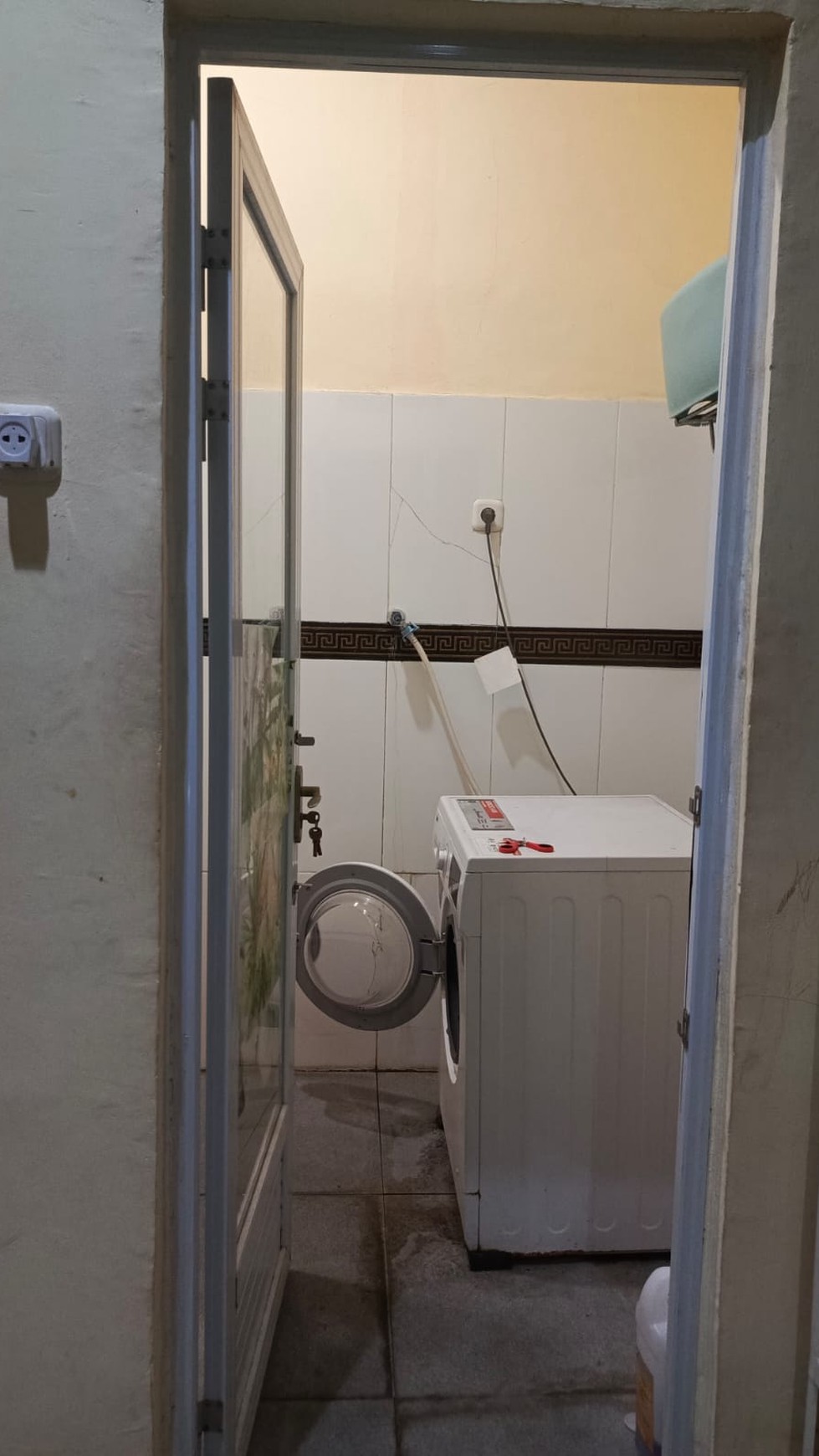 Rumah Hitung Tanah Area Cipete