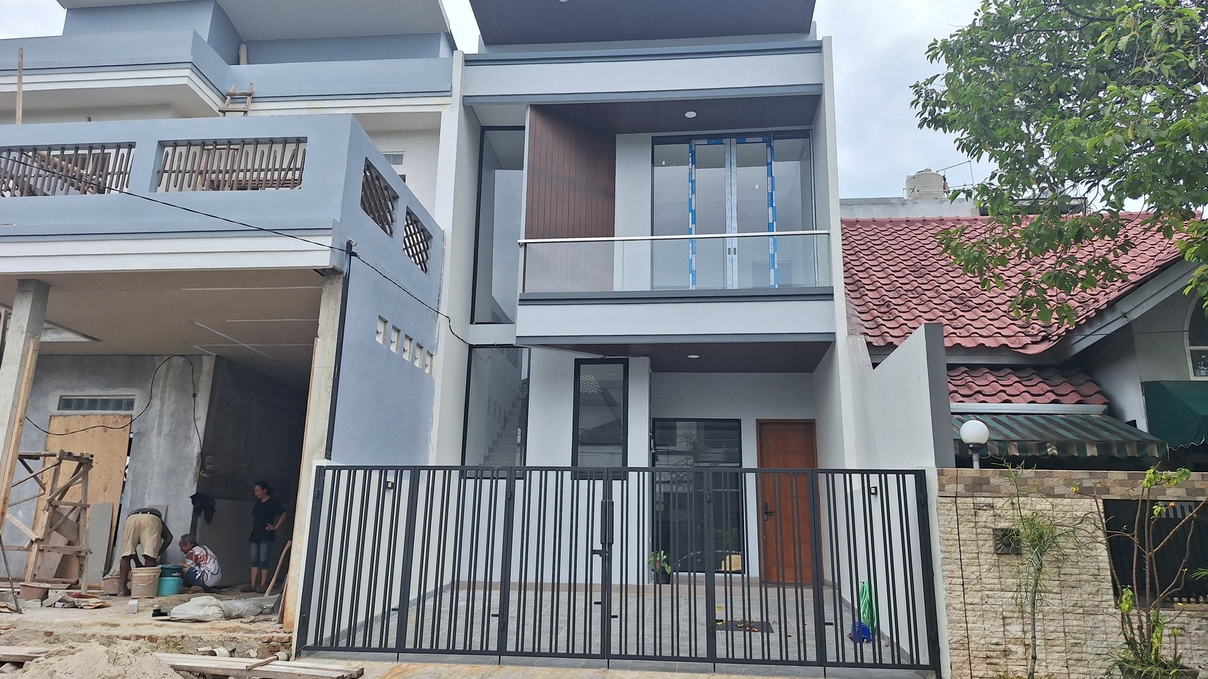 Rumah Baru Villa Melati Mas Serpong Tangerang Selatan, Row Jalan Lebar, Cluster Terdepan Strategis Siap Huni