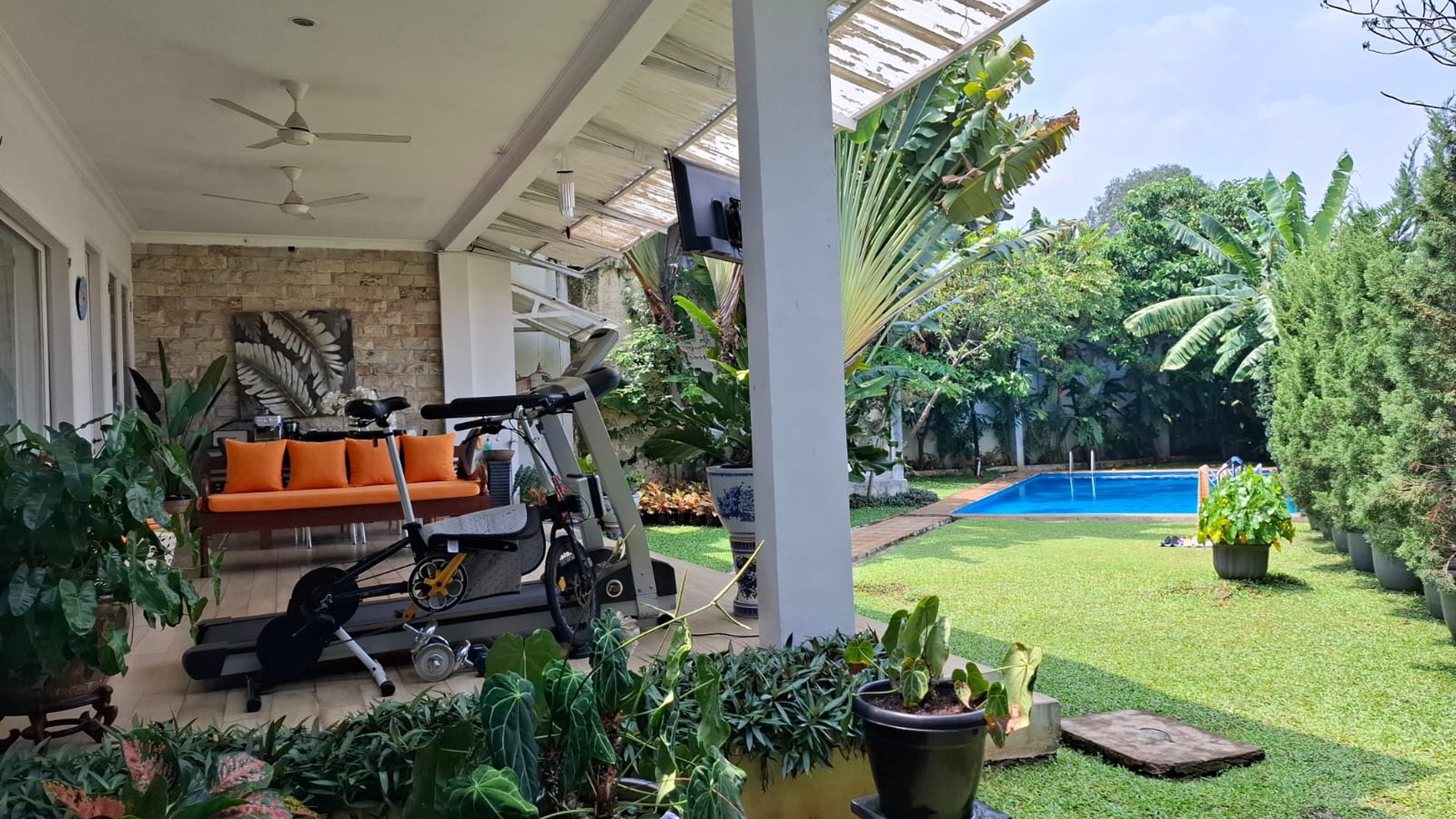 Rumah 1 Tingkat Kemang