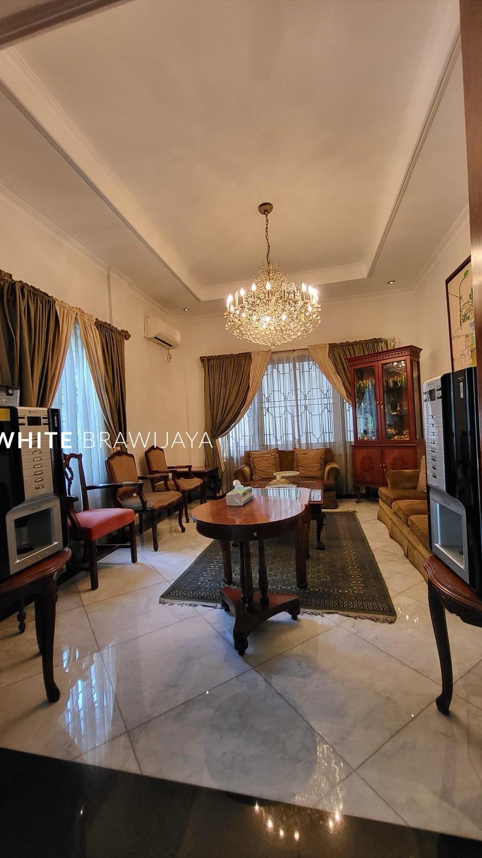 Rumah Siap Huni Lingkungan Tenang Lokasi Strategis Area Kebayoran Baru