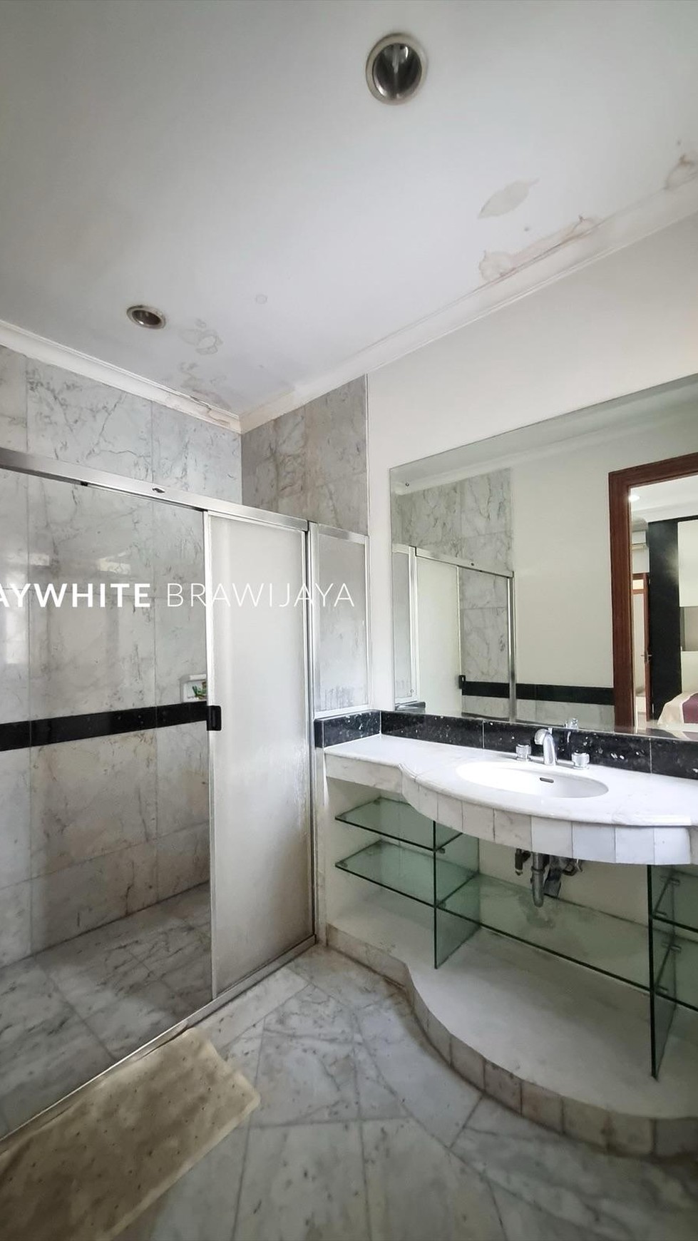 Rumah Siap Huni Area Wijaya Kebayoran Baru