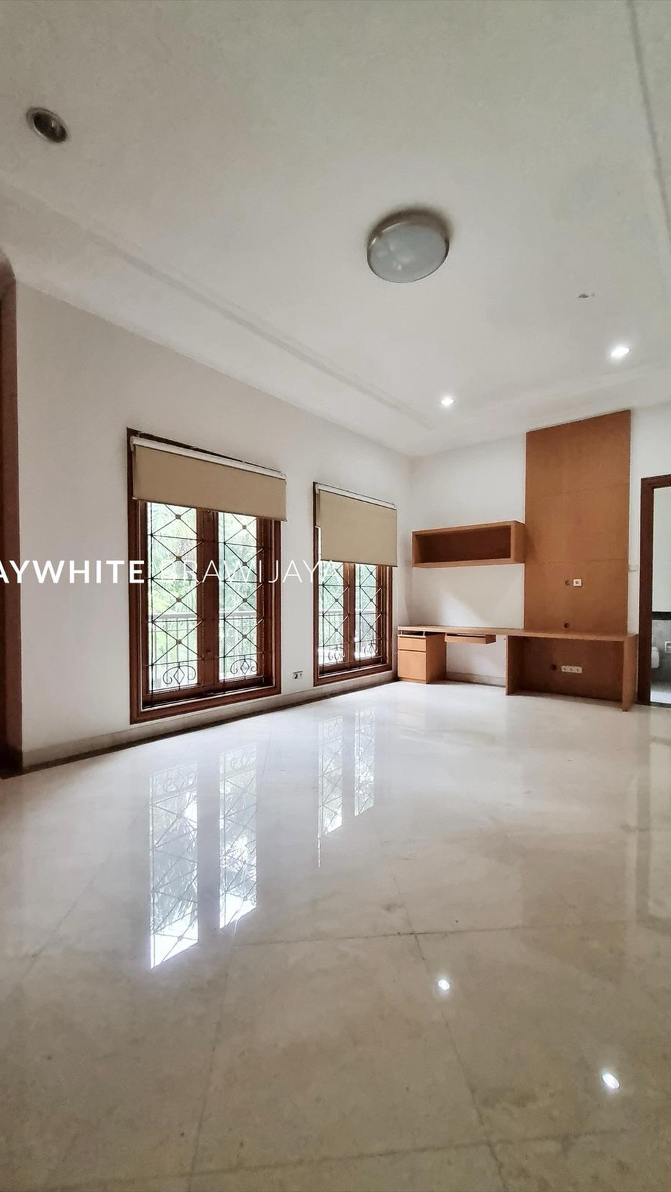 Rumah Siap Huni Area Wijaya Kebayoran Baru