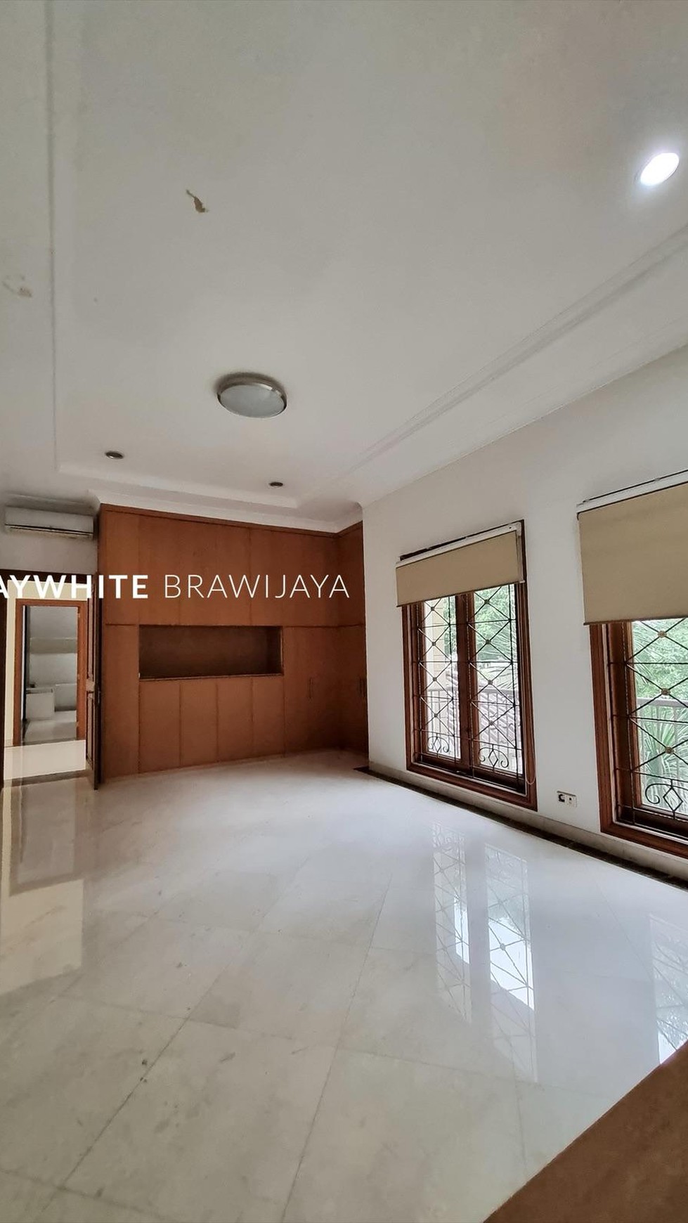 Rumah Siap Huni Area Wijaya Kebayoran Baru