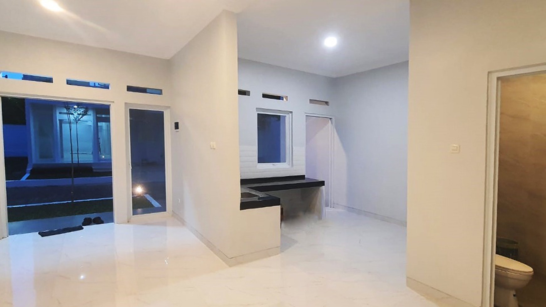 Rumah Ready Siap Huni Dekat Dari Toll JORR, Halte Busway, Stasiun KRL dan MRT