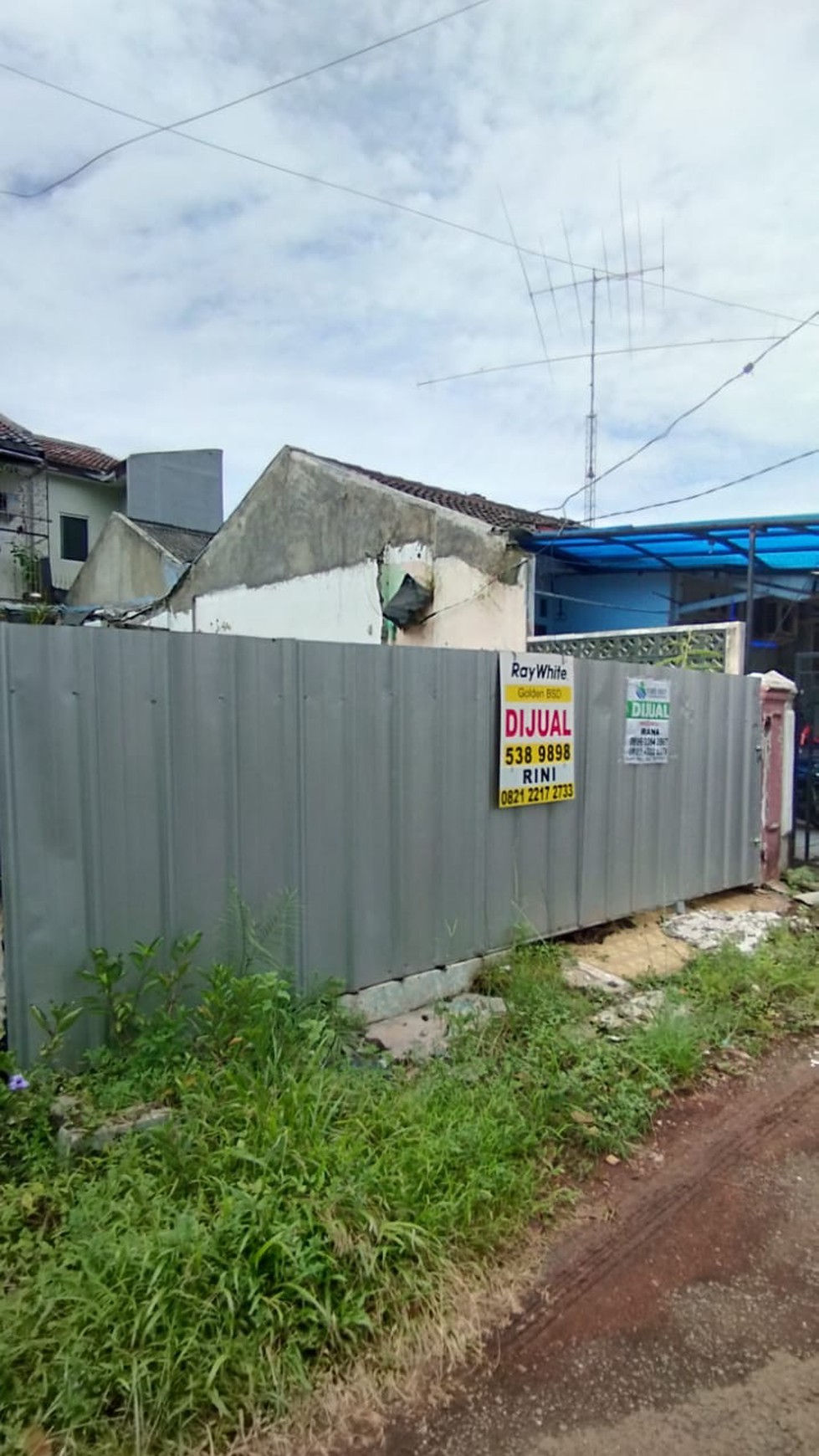 Dijual cepat BU tanah kavling Griya Loka BSD City