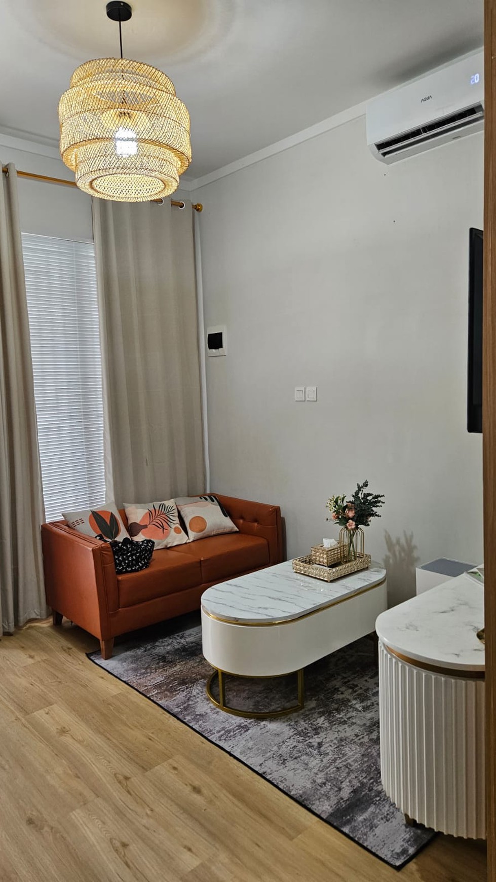 Rumah mewah,lokasi sangat strategis di Graha Raya Tangerang Selatan