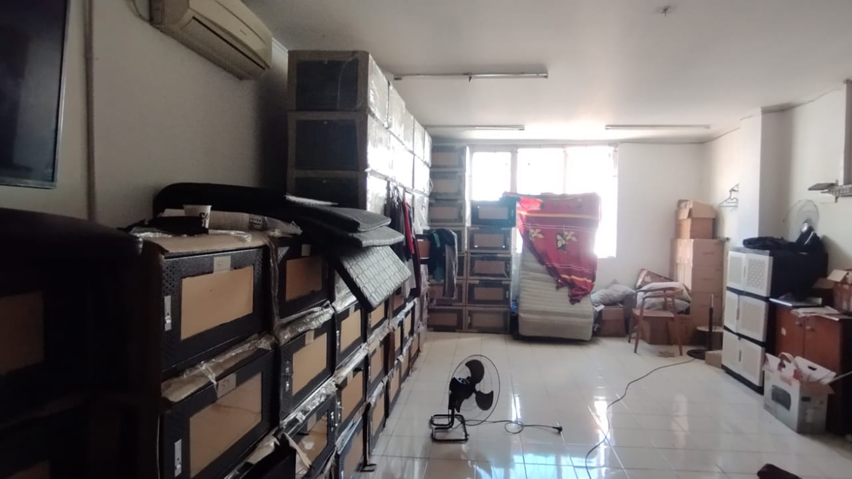 Hanya 1.8 M dijual ruko termurah BU Polll boleh cek ruko sebelah Golden Boulevard BSD City