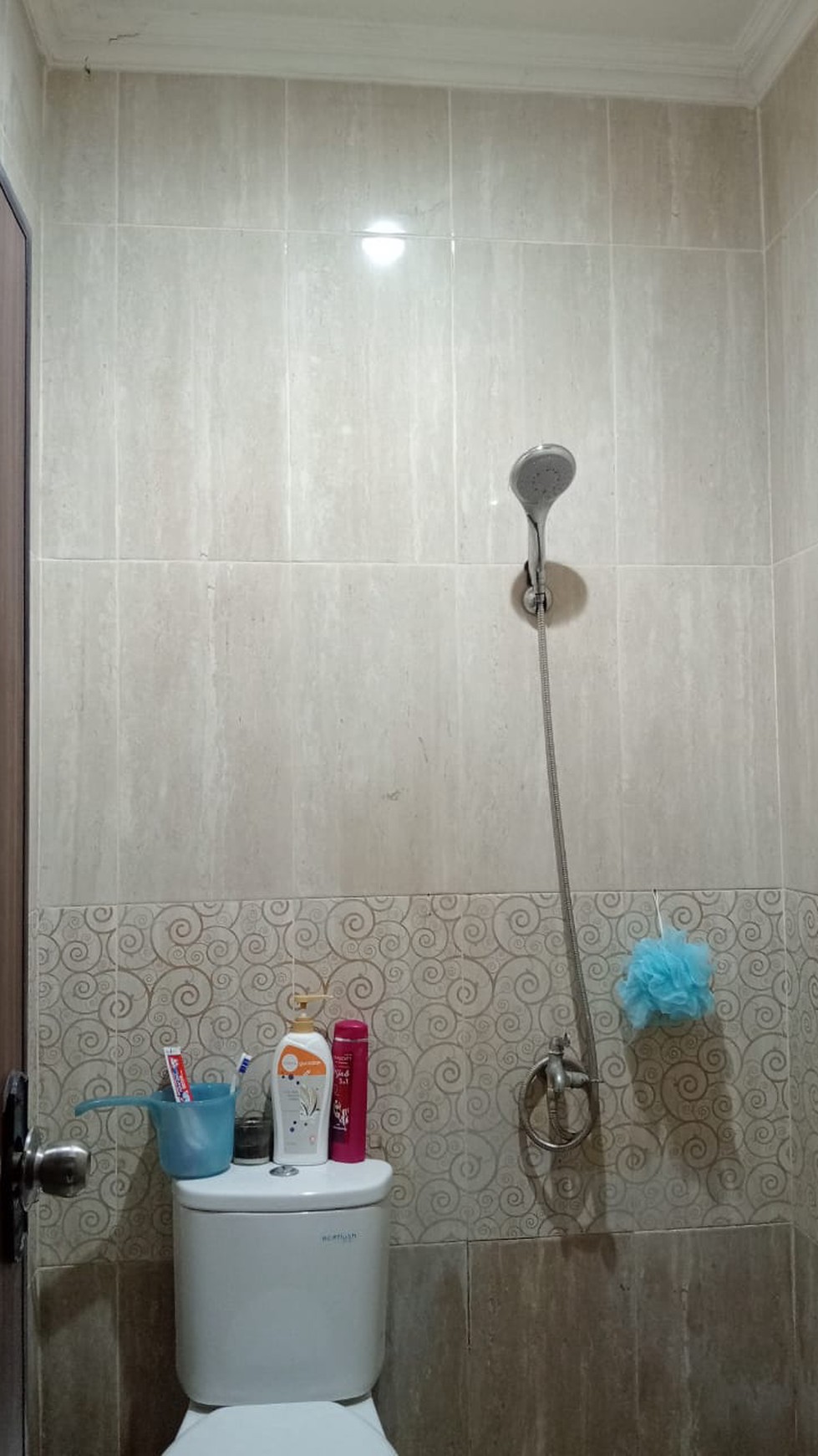 Dijual rumah graha raya cluster valencia 1 pakujaya tangerang selatan strategis siap huni