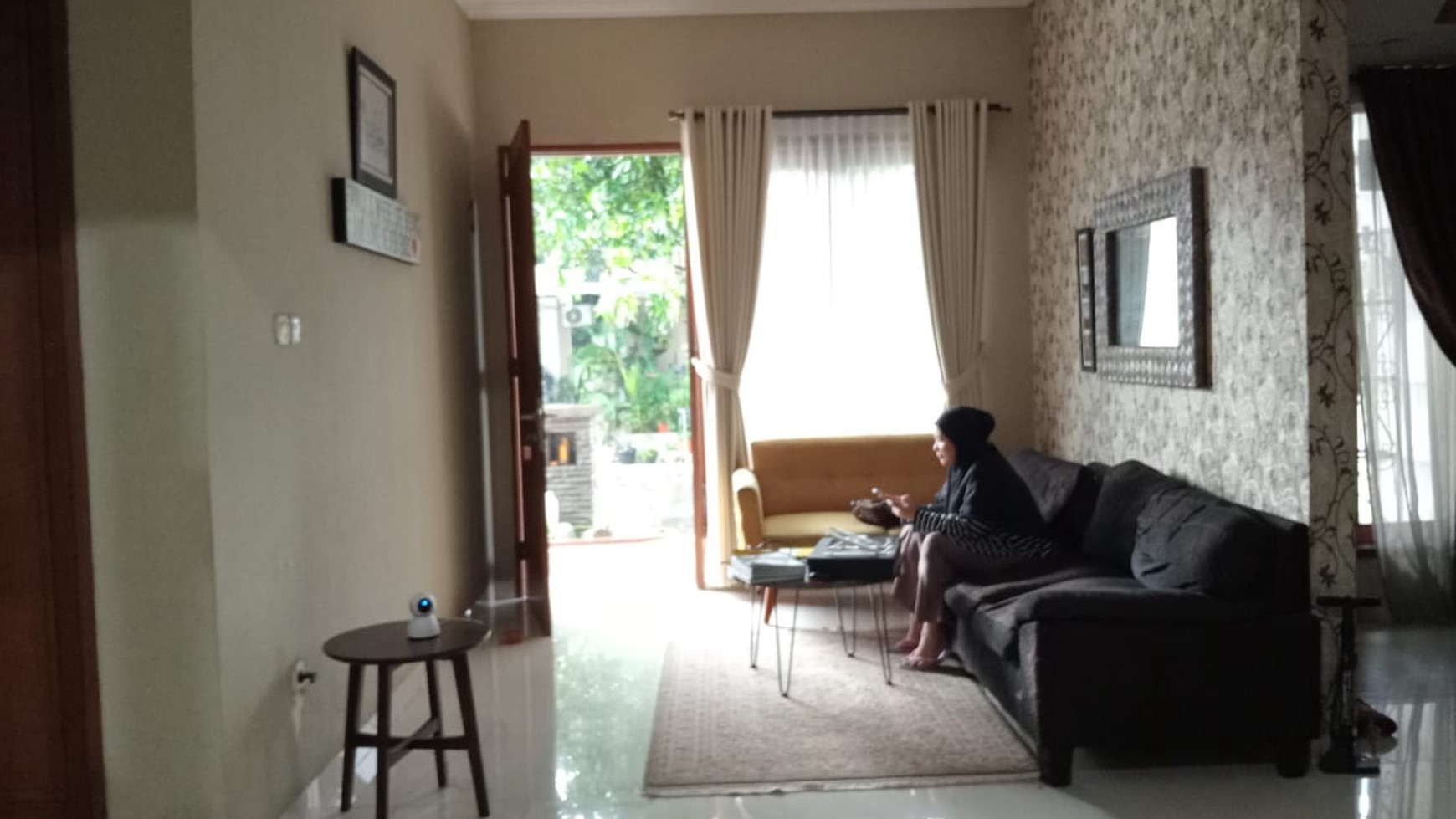 Dijual rumah graha raya cluster valencia 1 pakujaya tangerang selatan strategis siap huni