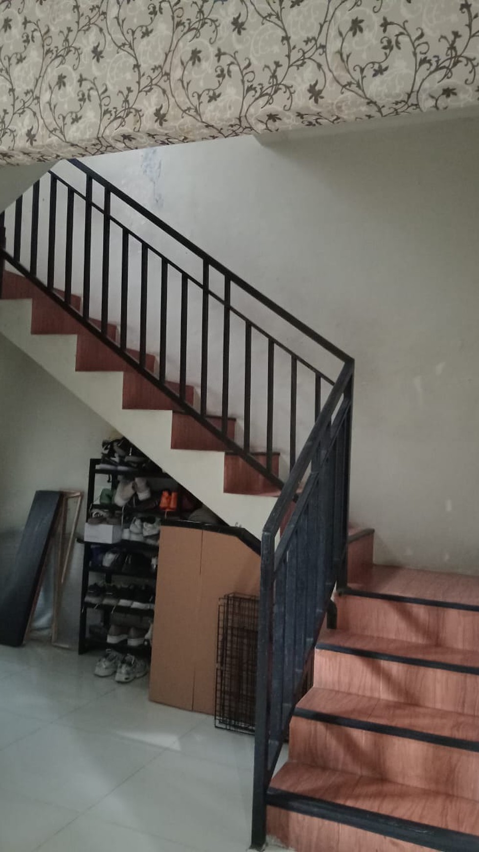 Dijual rumah graha raya cluster valencia 1 pakujaya tangerang selatan strategis siap huni