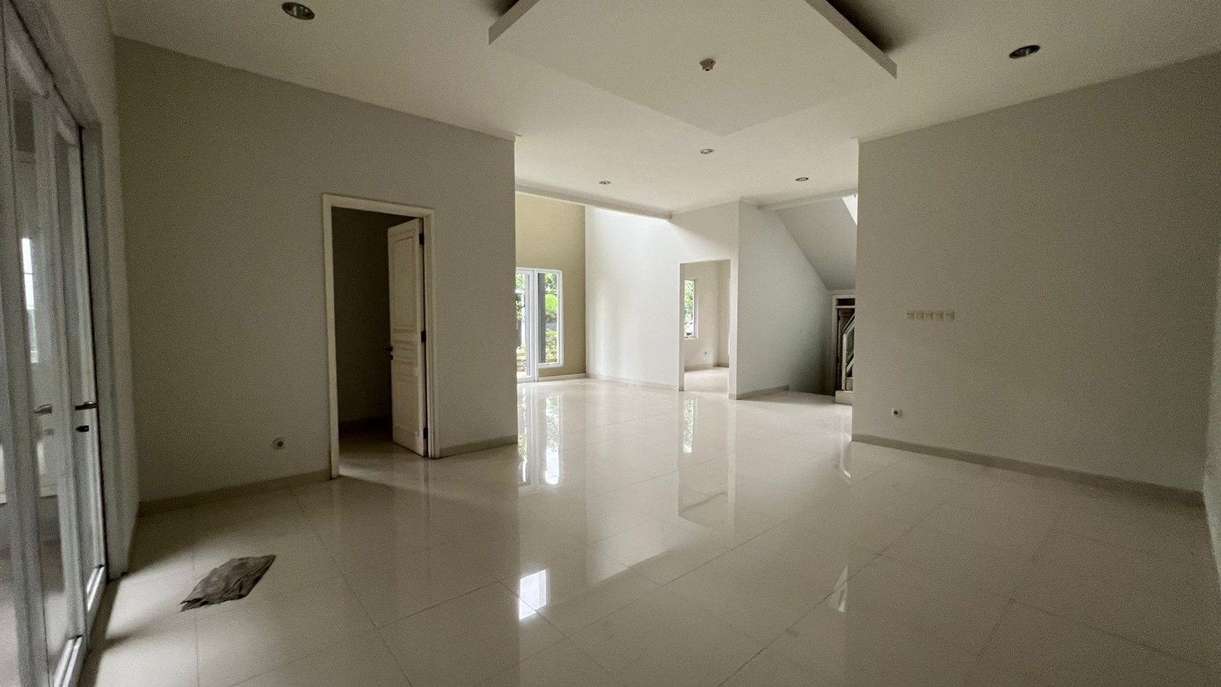 Dijual cepat de latinos cluster de rio bsd city strategis tengah kota dekat tol siap huni