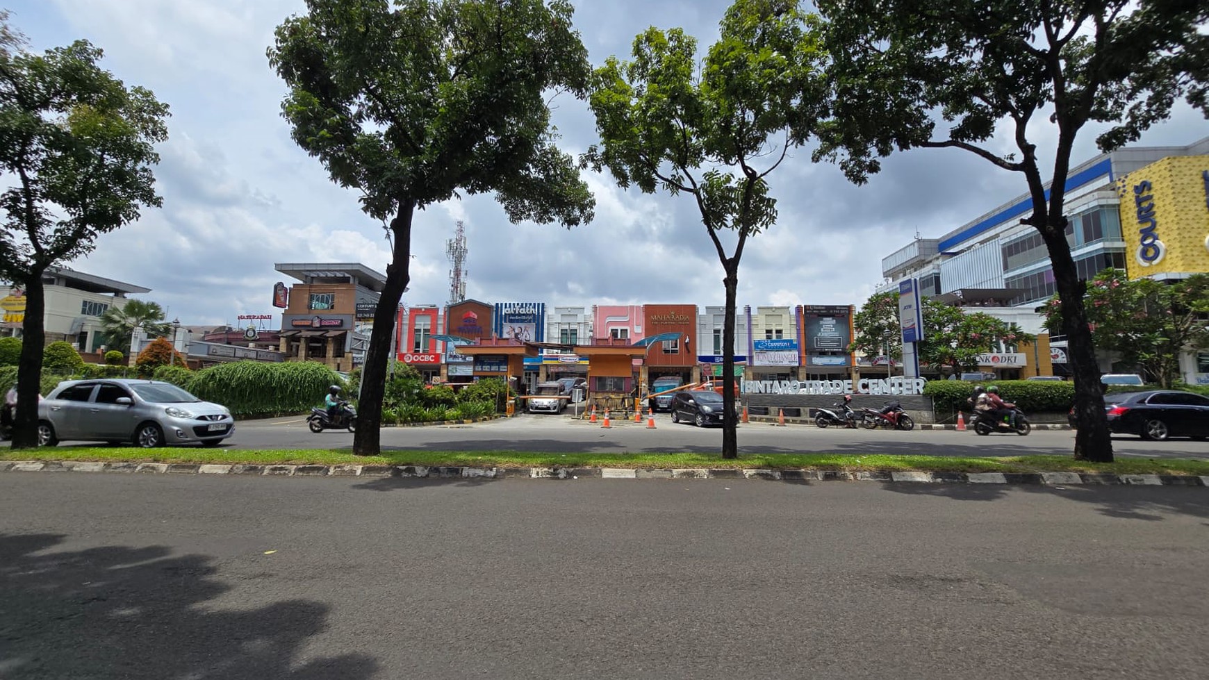 Rumah Hitung Tanah Area Cipete