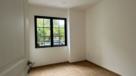 Rumah Bagus,dalam cluster di Bintaro Jaya Sektor 9