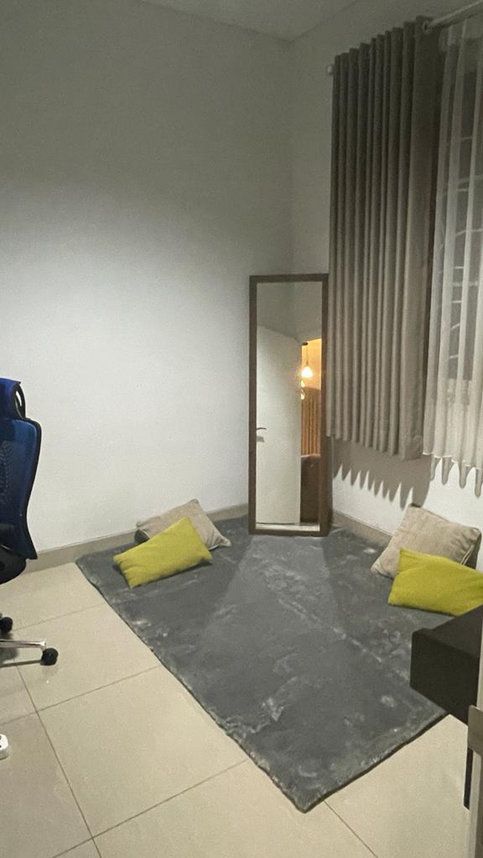 Dijual cepat rumah siap huni di the savia park nusa loka bsd city area ramai