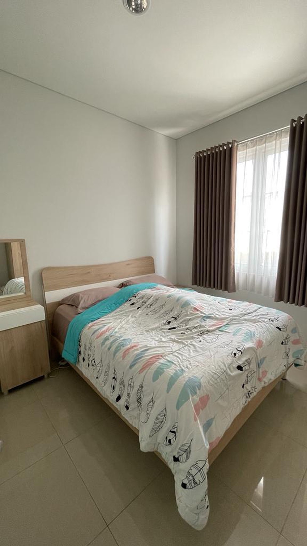 Dijual cepat rumah siap huni di the savia park nusa loka bsd city area ramai