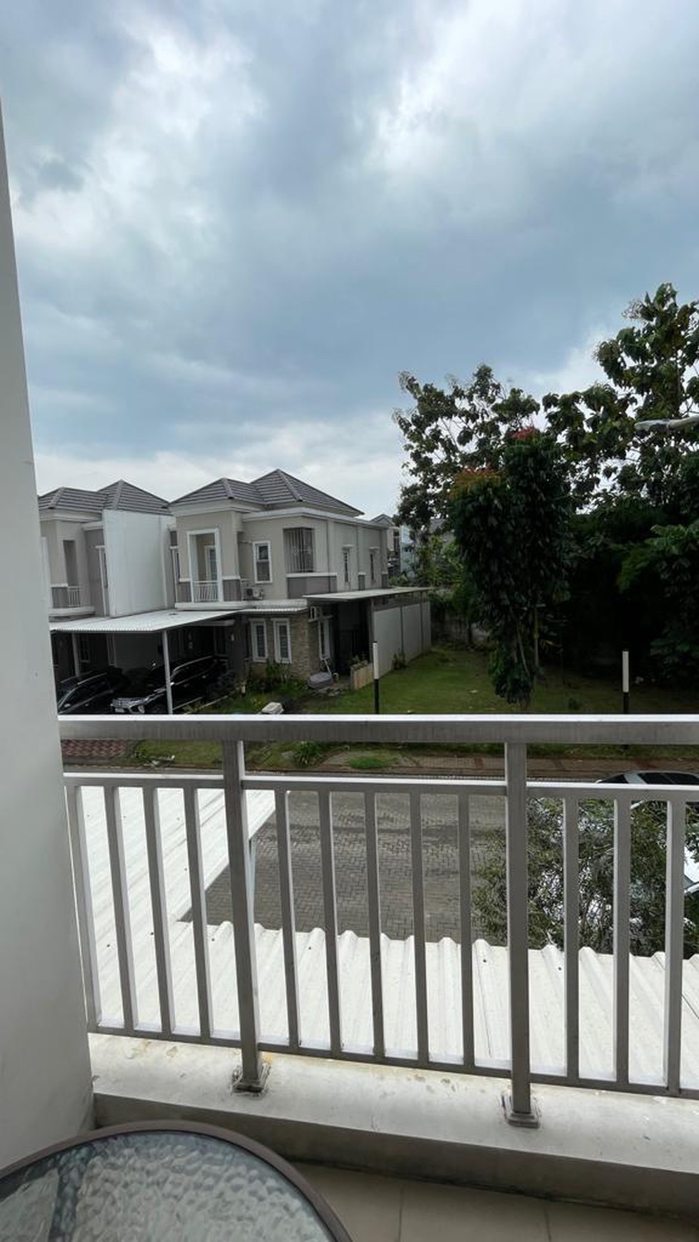 Dijual cepat rumah siap huni di the savia park nusa loka bsd city area ramai
