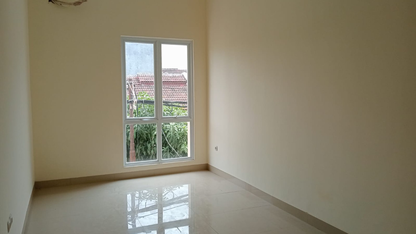 Dijual cepat jarang ada strategis rumah di sektor 7 gading serpong tangerang selatan