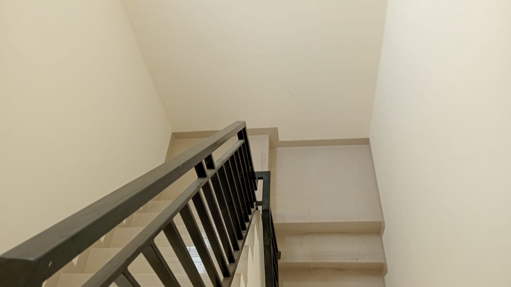 Dijual cepat jarang ada strategis rumah di sektor 7 gading serpong tangerang selatan