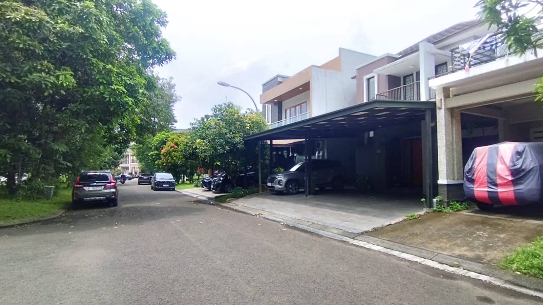Dijual cepat rumah di sutera onyx alam sutera strategis siap huni
