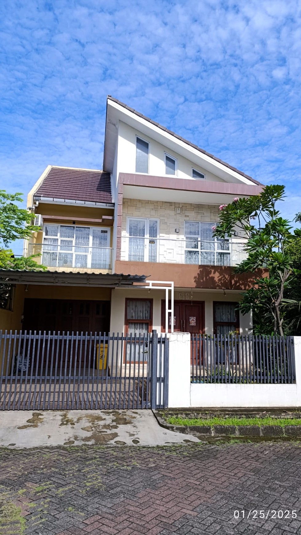 Dijual rumah hadap timur fengsui bagus di giri loka 2 bsd city siap huni