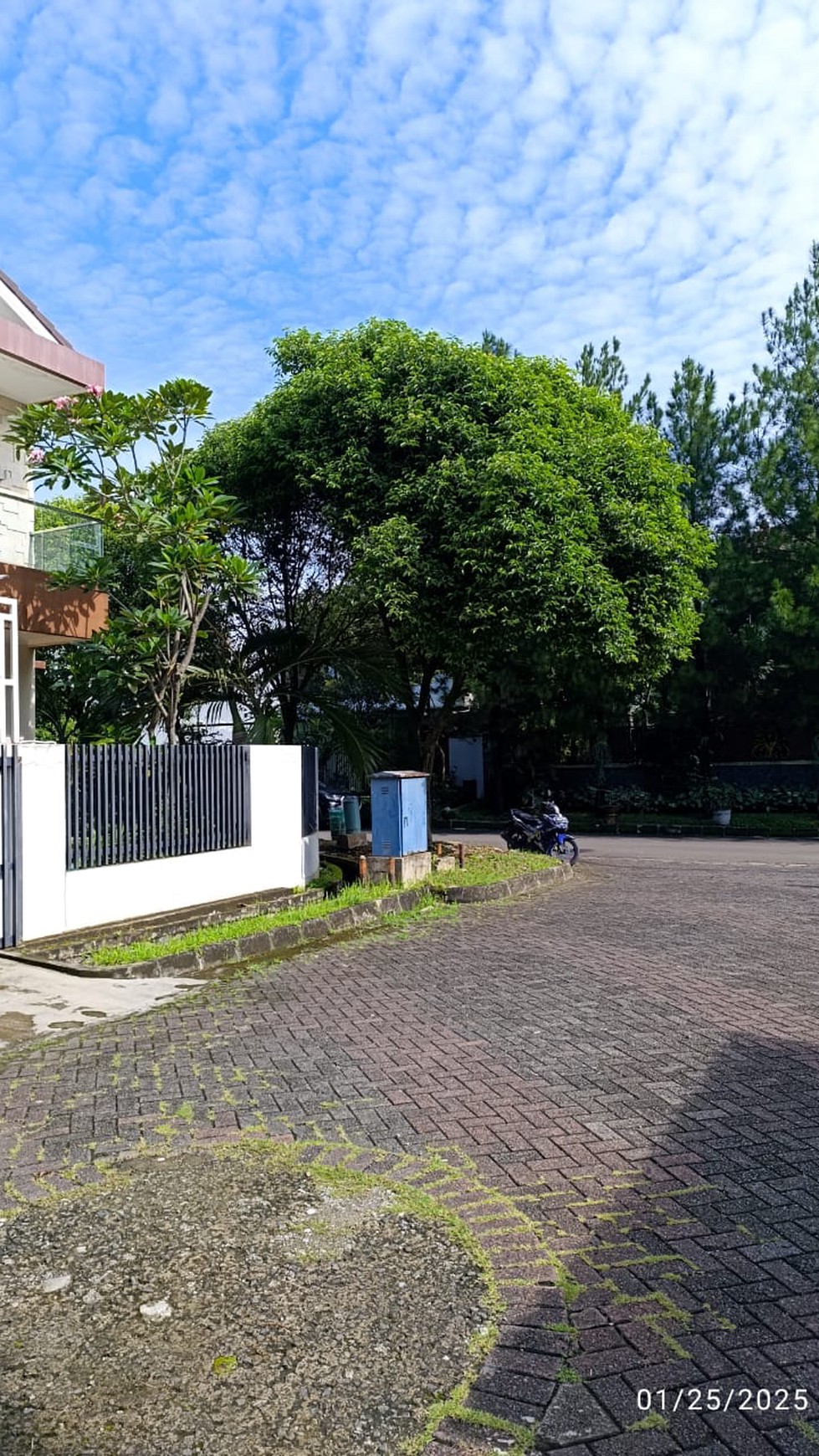 Dijual rumah hadap timur fengsui bagus di giri loka 2 bsd city siap huni