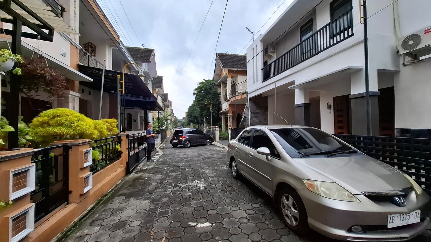 Disewakan Rumah Tinggal 2 lantai dalam Perum Taman Kuantan Mlati Sleman