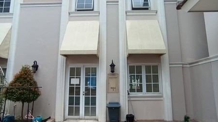 Disewa rumah siap huni vanya park alesha hause bsd city strategis rapih siap huni