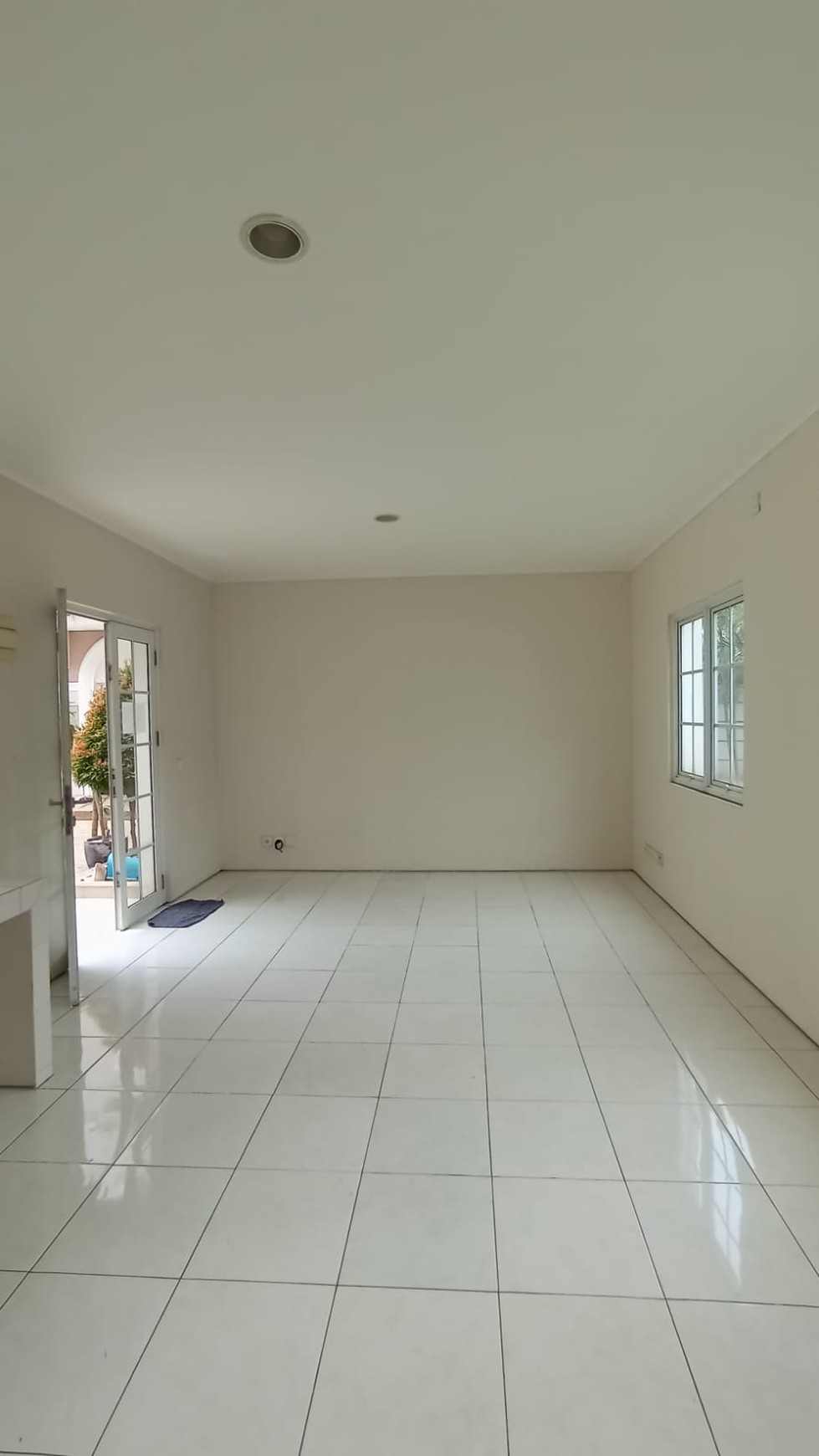 Disewa rumah siap huni vanya park alesha hause bsd city strategis rapih siap huni