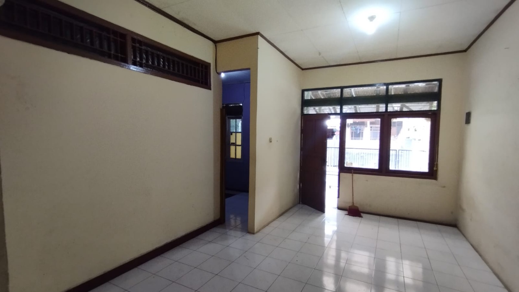 Dijual cepat rumah di jalan pinus griya loka bsd city strategis murah siap huni