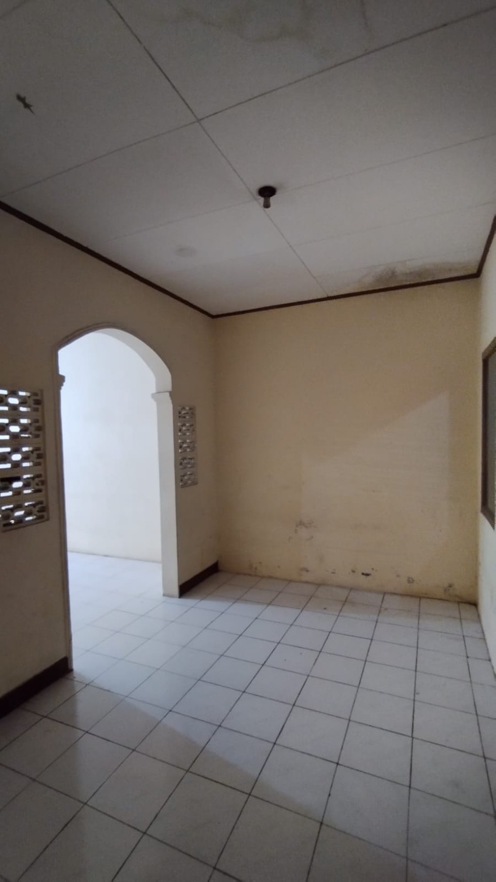 Dijual cepat rumah di jalan pinus griya loka bsd city strategis murah siap huni