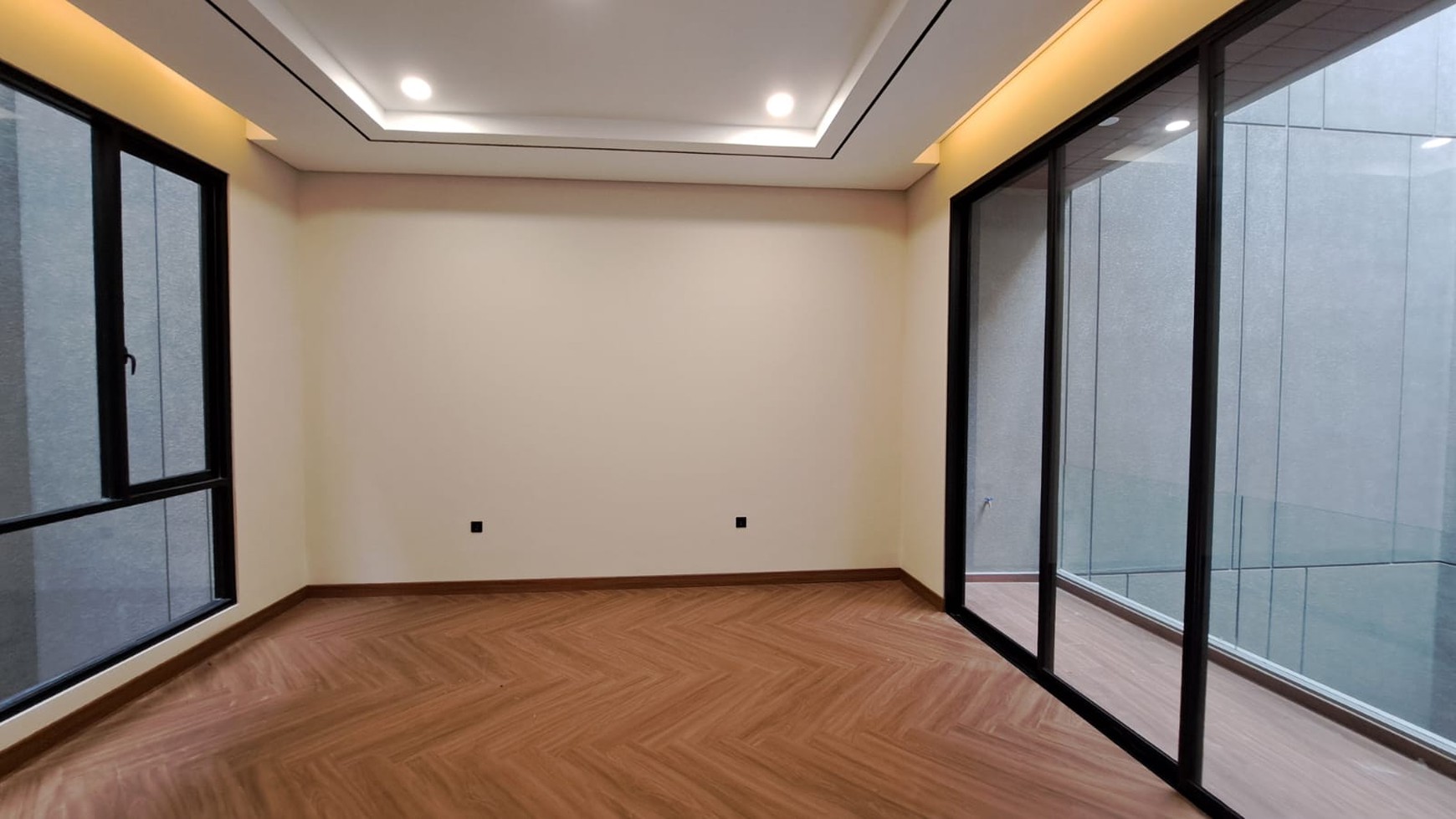 Rumah Baru Citraland Surabaya Barat Newton Hill - Taman Golf - Raffles Garden - Waterfront - Eastwood dekat Pakuwon Indah, Graha Family, Dian Istana, Bukit Darmo Golf