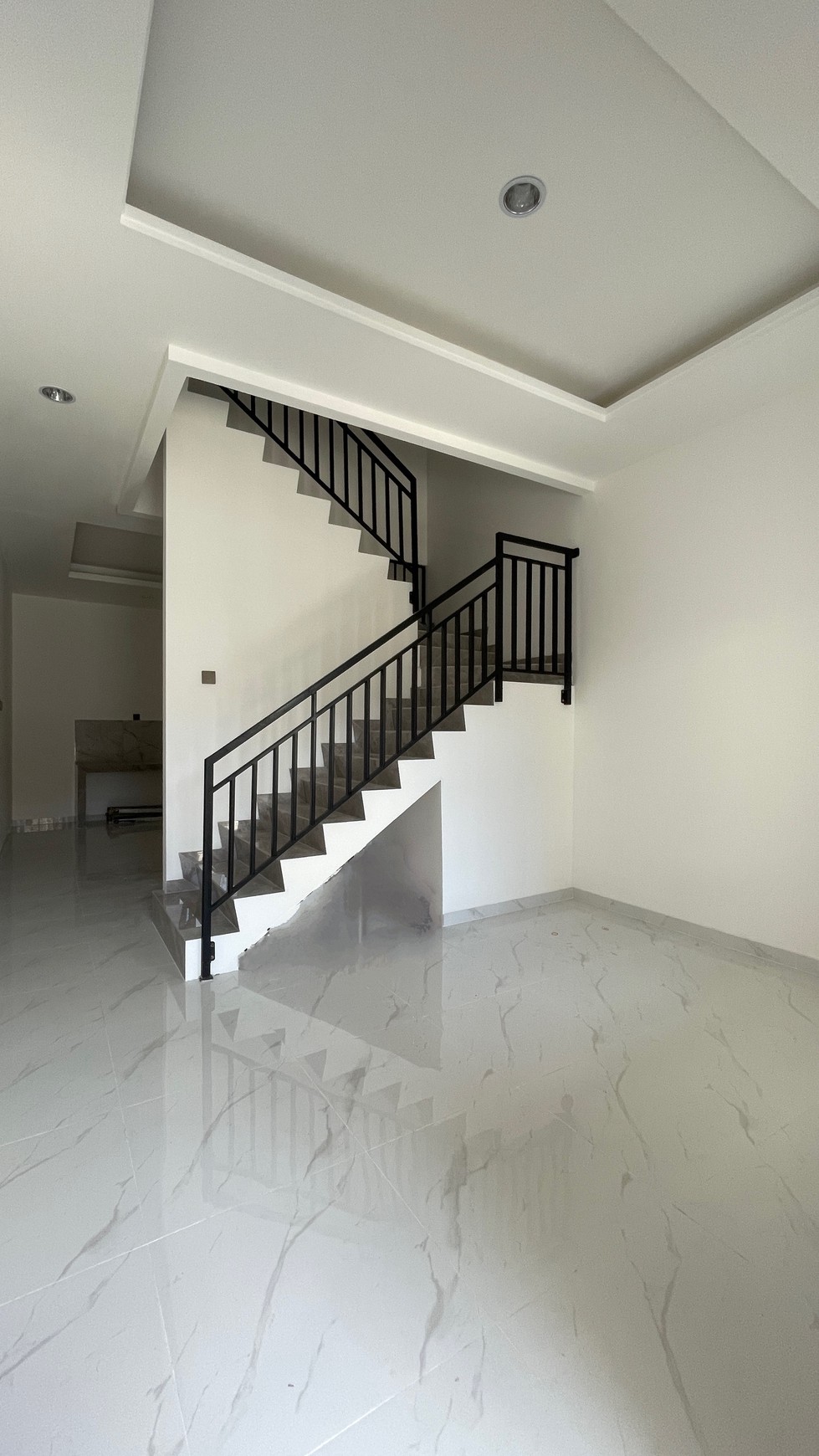 Dijual Rumah Baru / Brand New Tomang Jakarta Barat