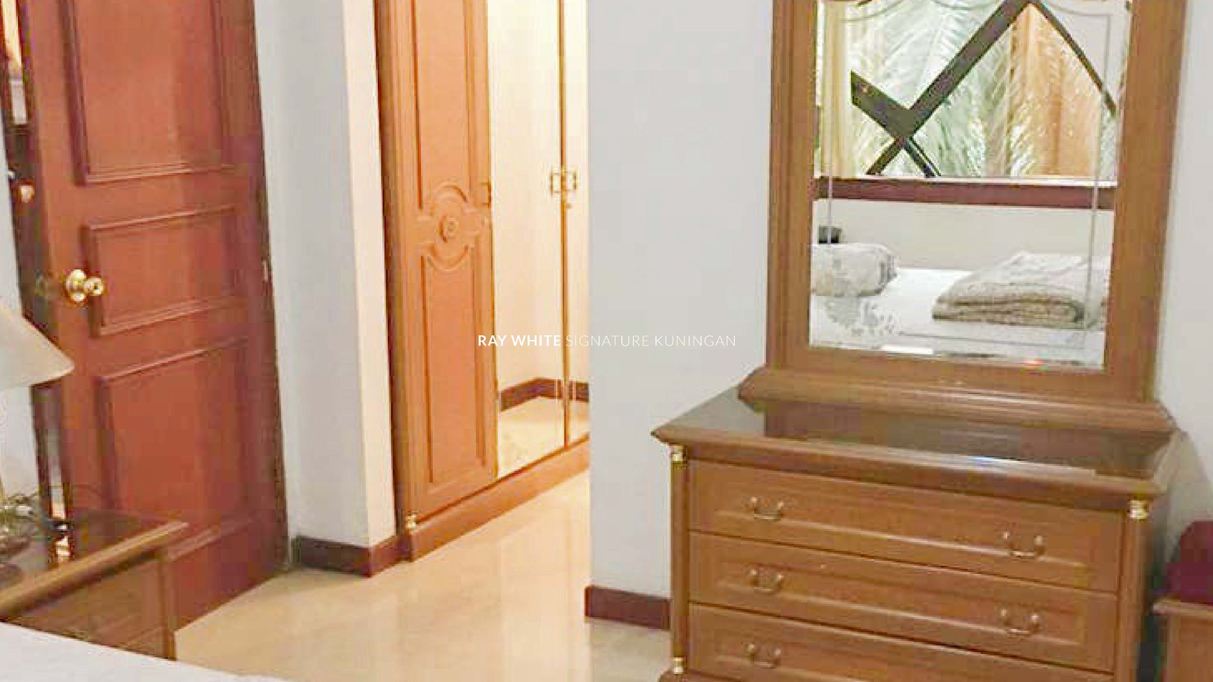Sewa Apartemen Simprug Indah Pakubowono
