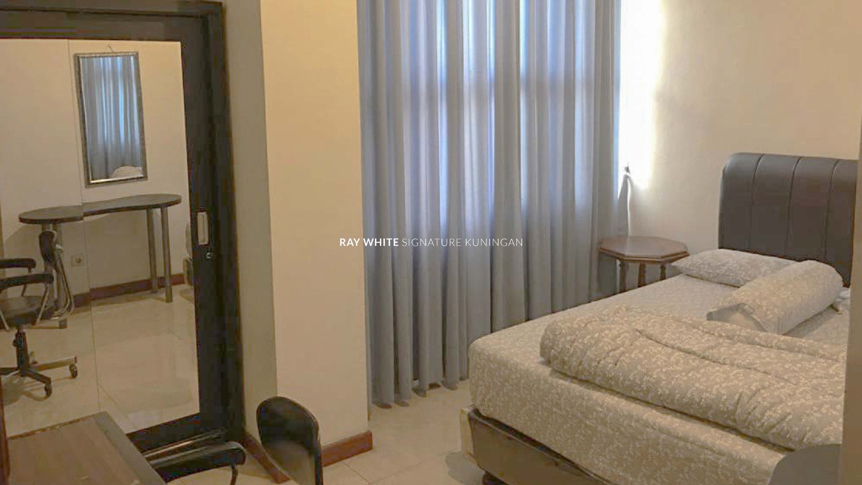 Sewa Apartemen Simprug Indah Pakubowono