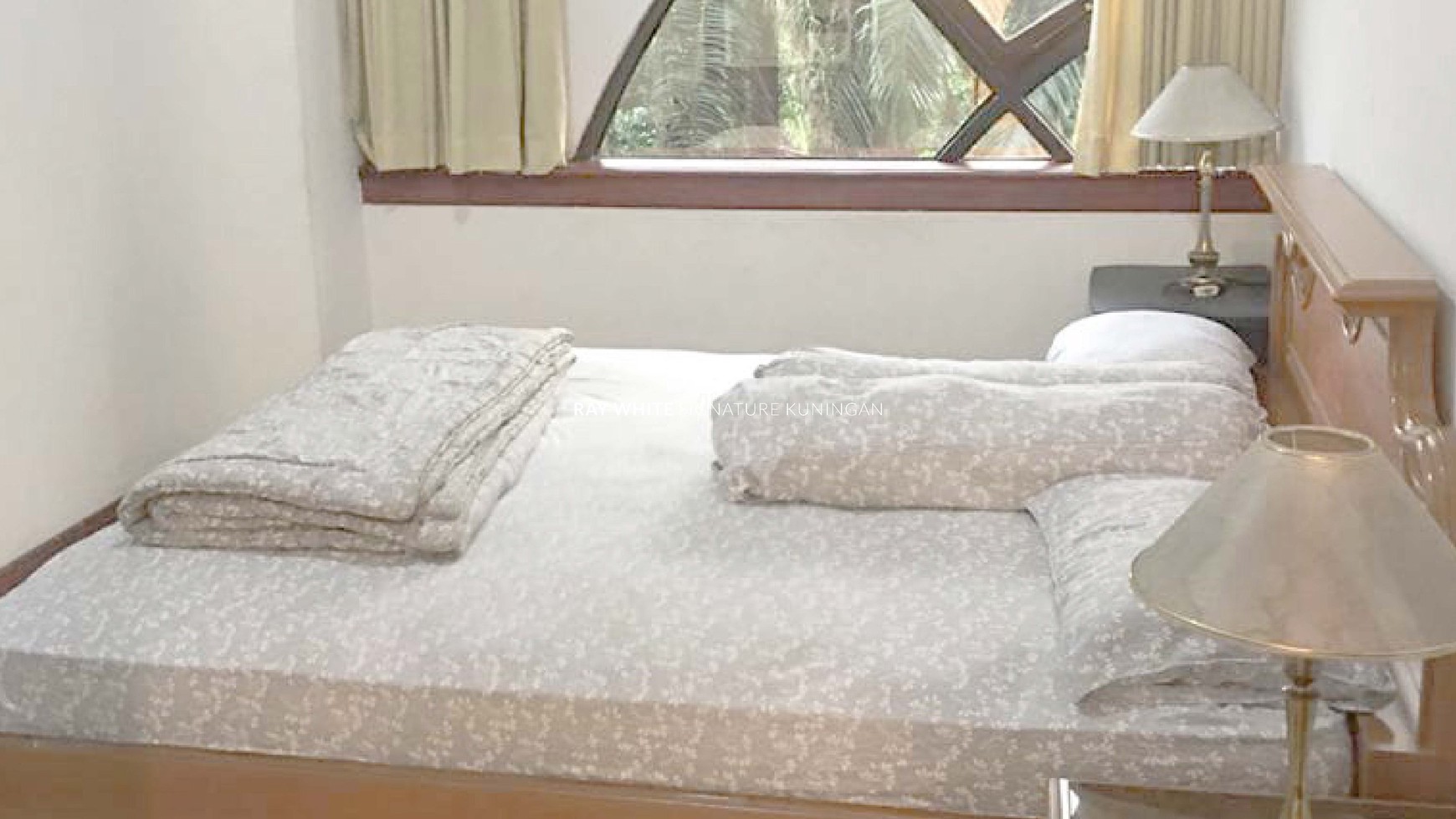 Sewa Apartemen Simprug Indah Pakubowono