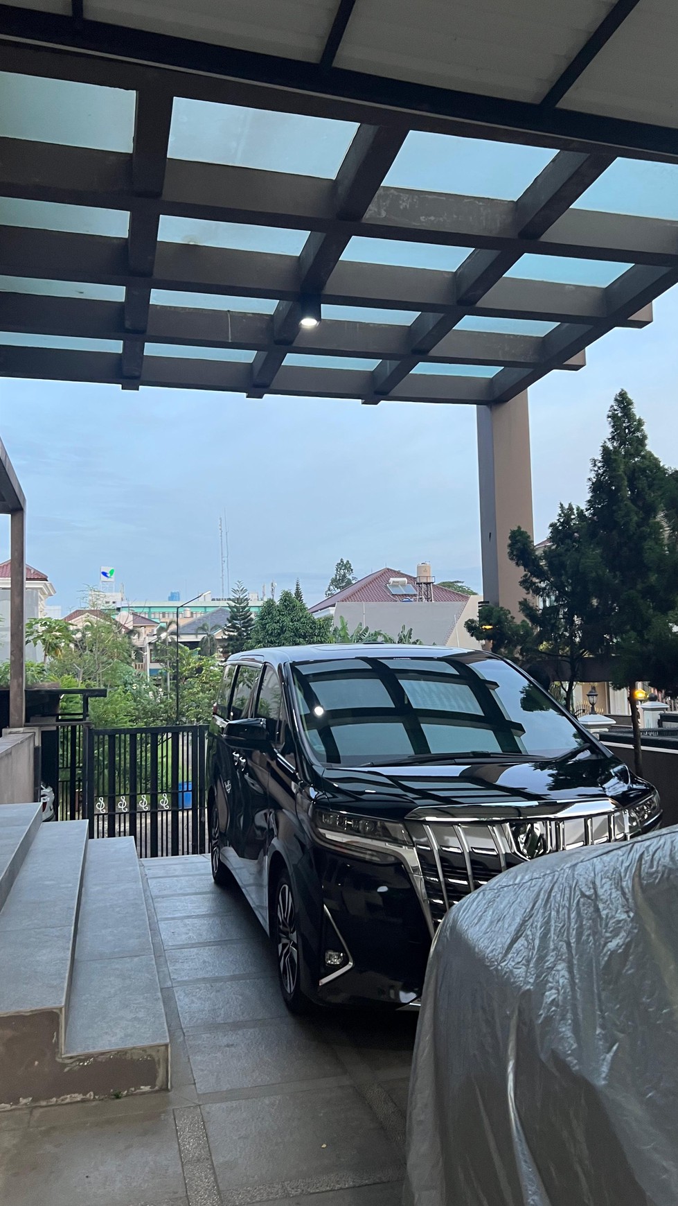 Dijual Rumah Siap Huni Full Furnish Dan Ada Kolam Renang Di Modernland, Tangerang