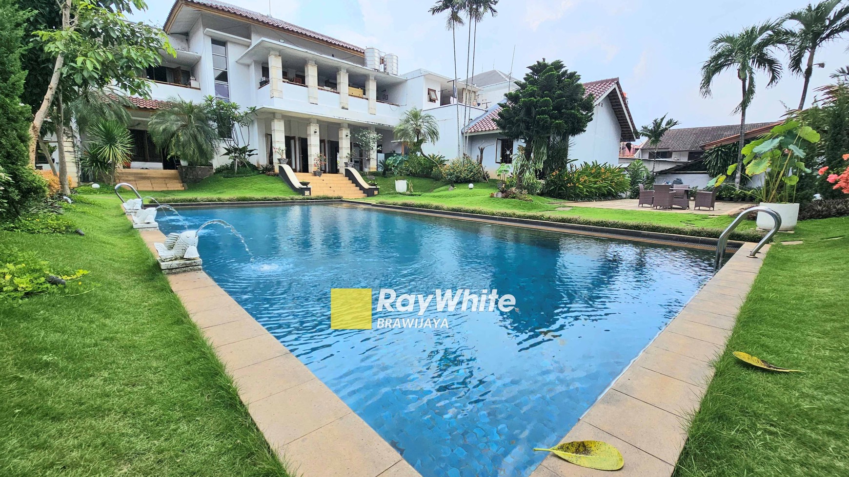 Rumah di jalan Bango, Cilandak, Jakarta Selatan, 2 menit ke Tol Andara