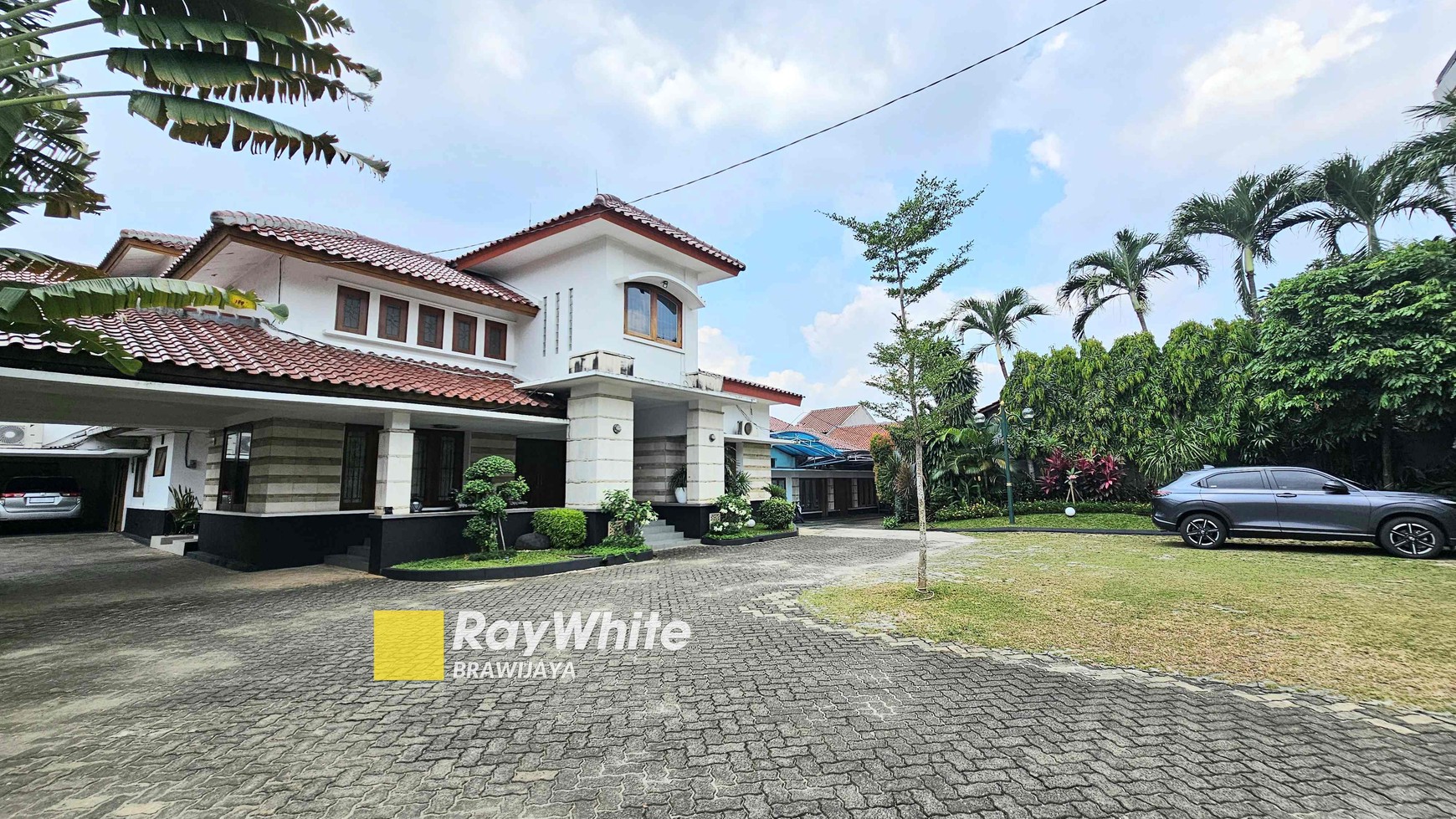 Rumah di jalan Bango, Cilandak, Jakarta Selatan, 2 menit ke Tol Andara