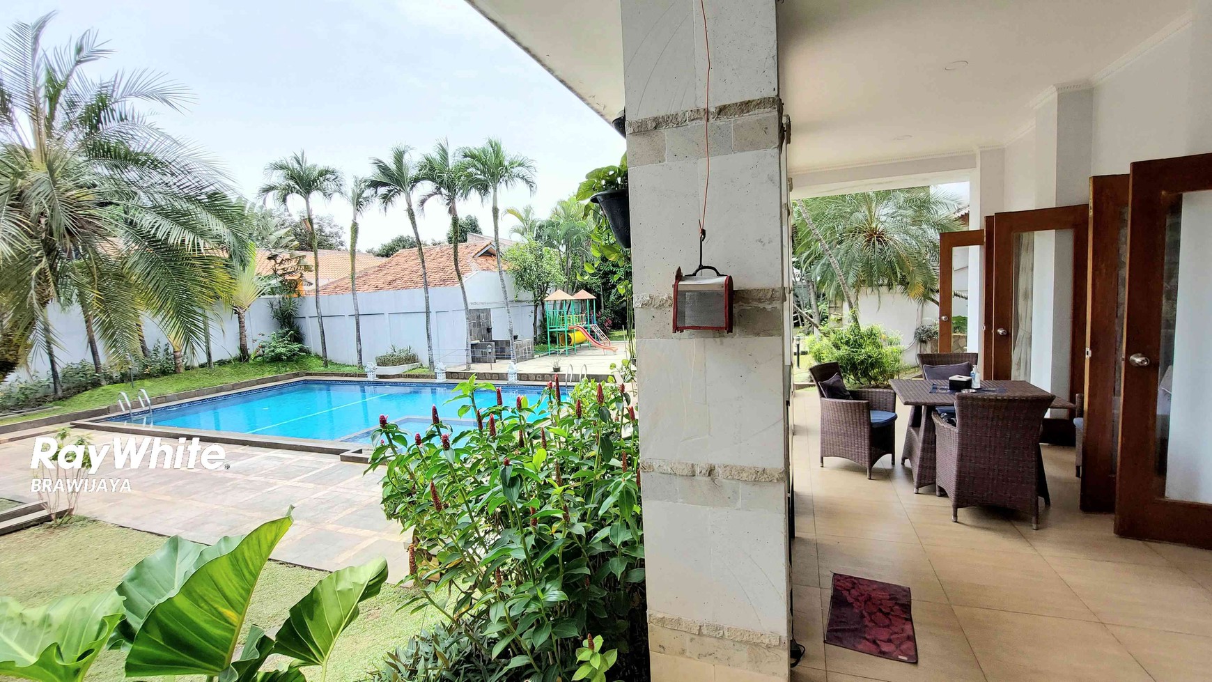 Rumah di jalan Bango, Cilandak, Jakarta Selatan, 2 menit ke Tol Andara