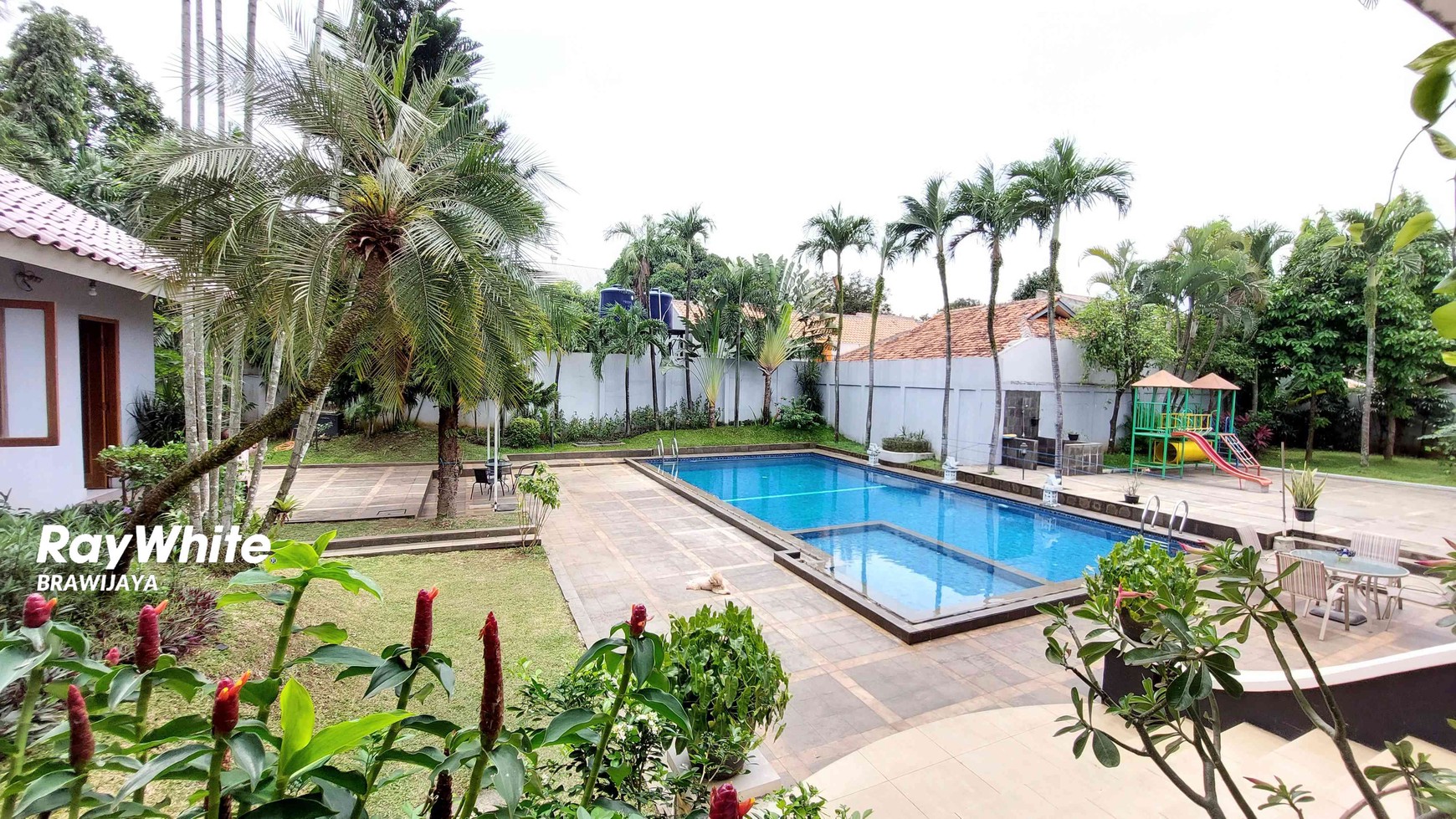 Rumah di jalan Bango, Cilandak, Jakarta Selatan, 2 menit ke Tol Andara