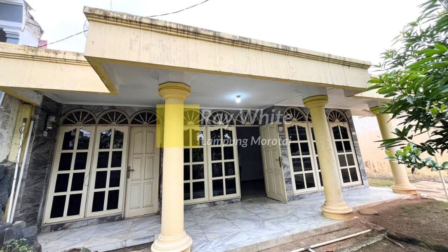 Disewakan Rumah Besar Way Halim Permai