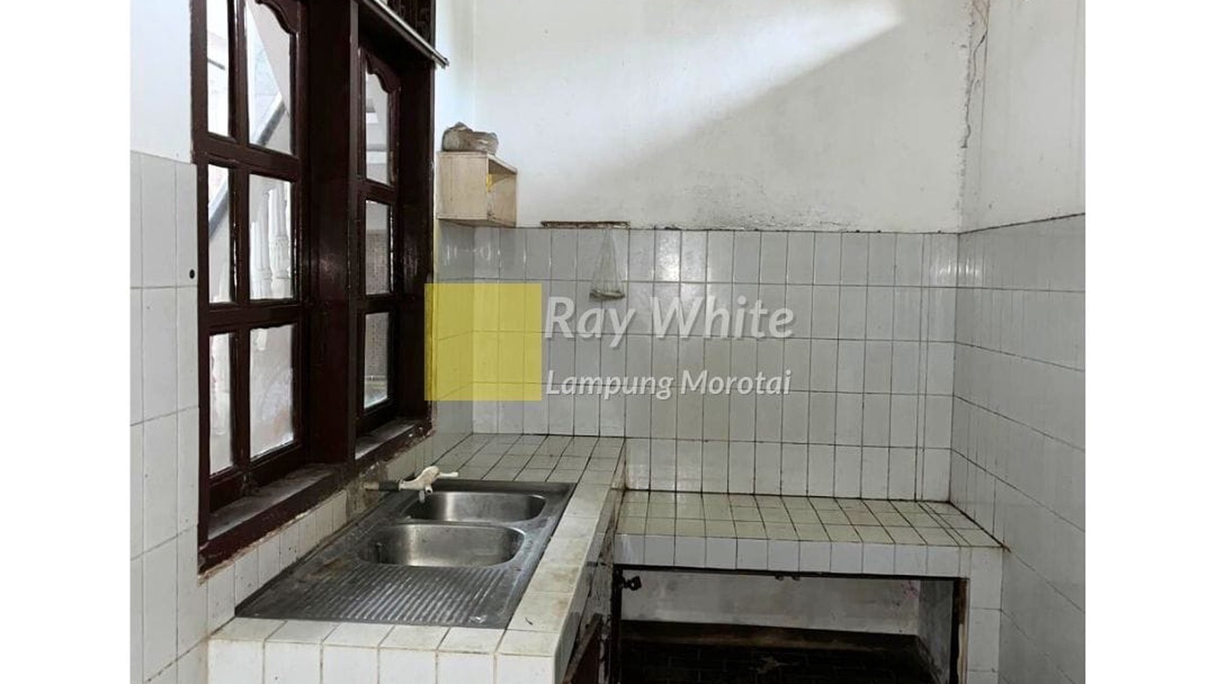 Disewakan Rumah Besar Way Halim Permai