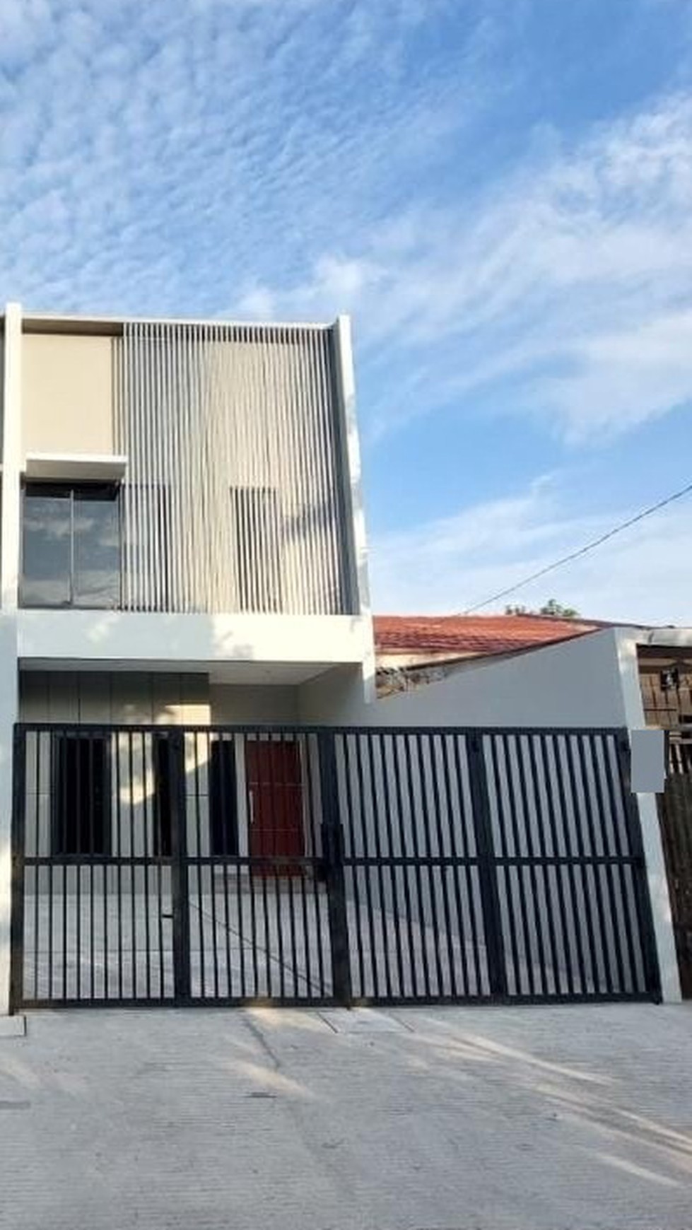 Rumah Baru Area Kembangan Jak-Bar Diapit 2 Jl Toll (Jorr & Merak)