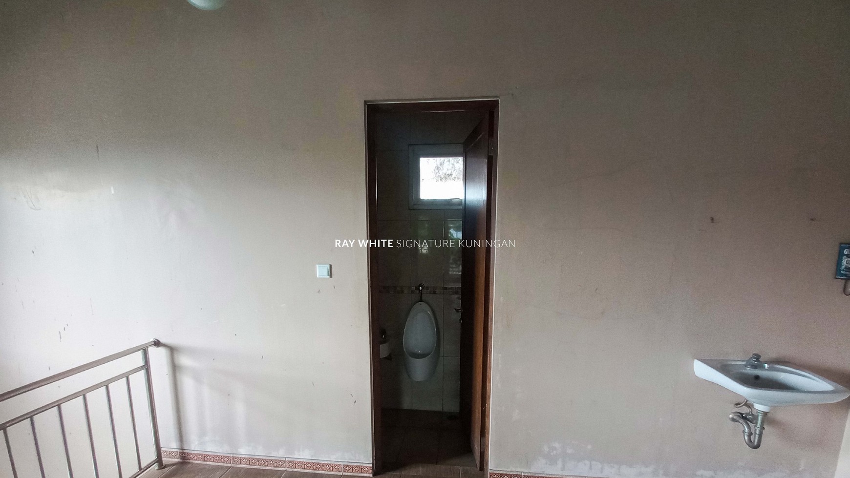 Jual Tanah dan Bangunan Ex-Cafe di Jalan Veteran Bekasi