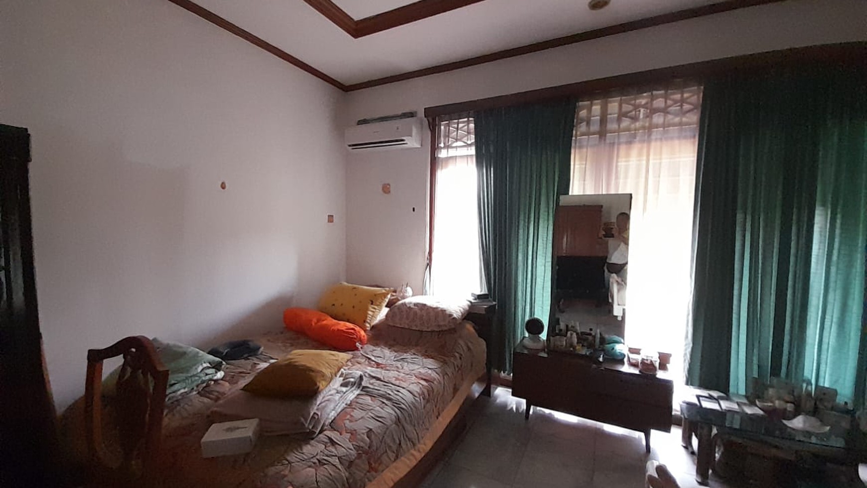 Dijual Rumah Town House di Jl Pekayon Pejaten Jakarta Selatan