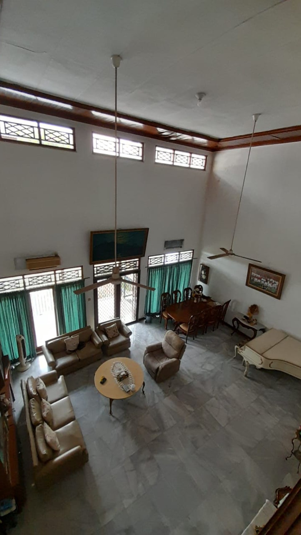 Dijual Rumah Town House di Jl Pekayon Pejaten Jakarta Selatan